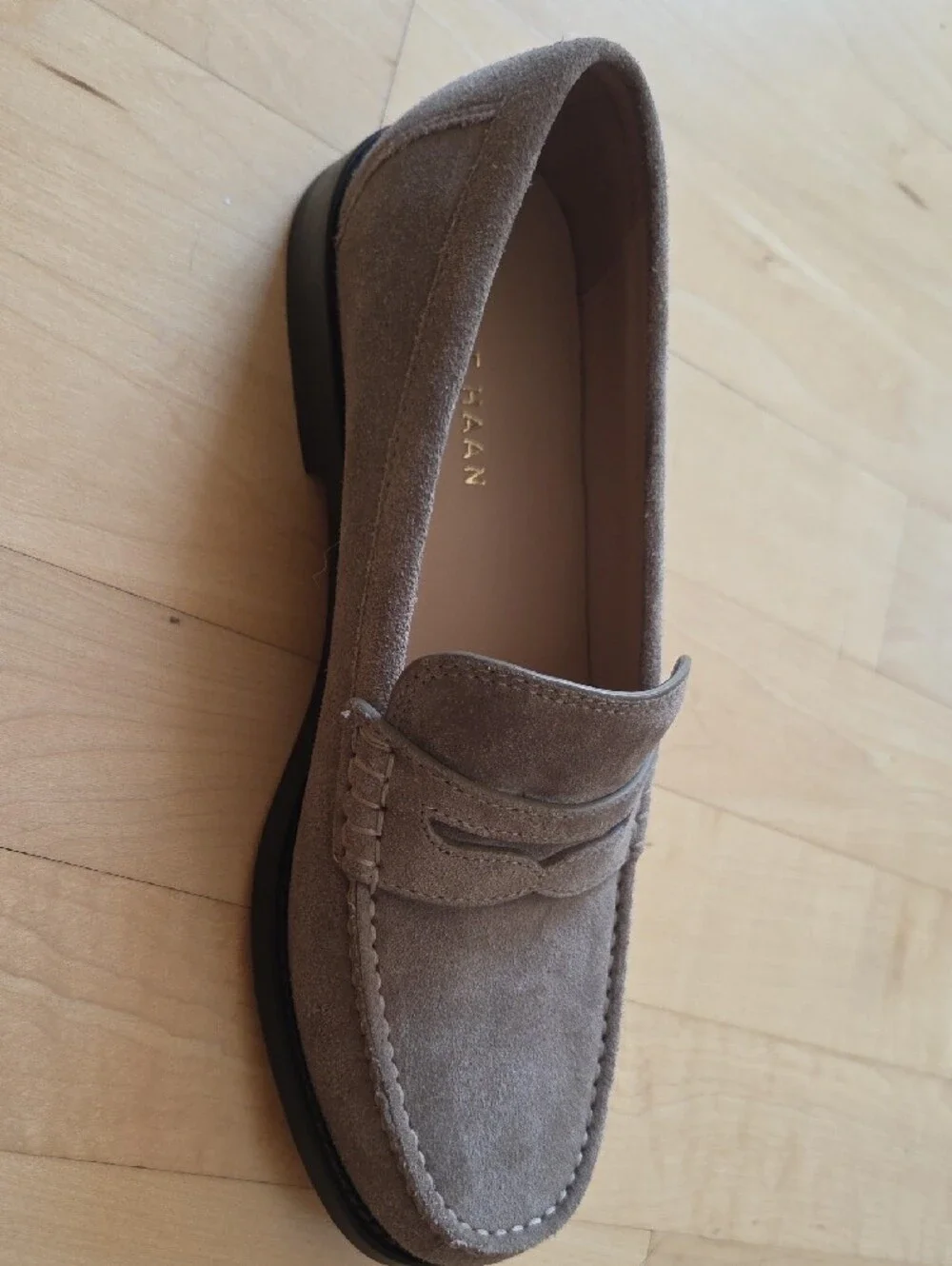 Cole Haan Grande 360 Women’s Taupe Suede Penny Loafers Brand New No Box 6B